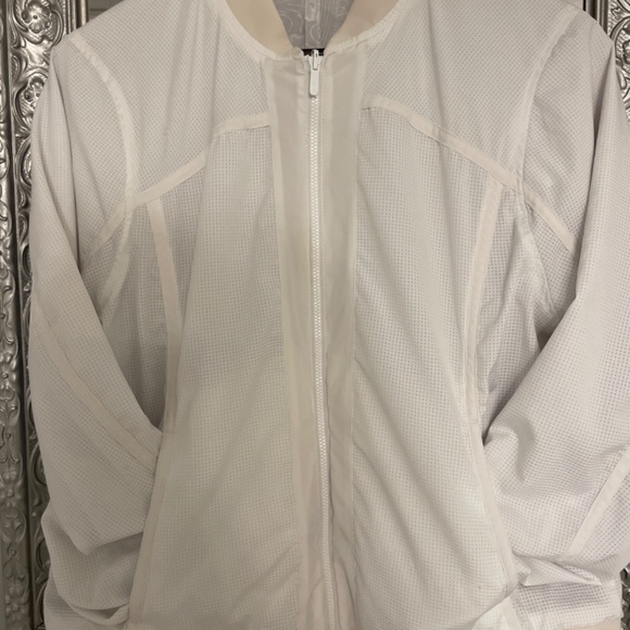 Lululemon reversible jacket - Picture 2 of 3